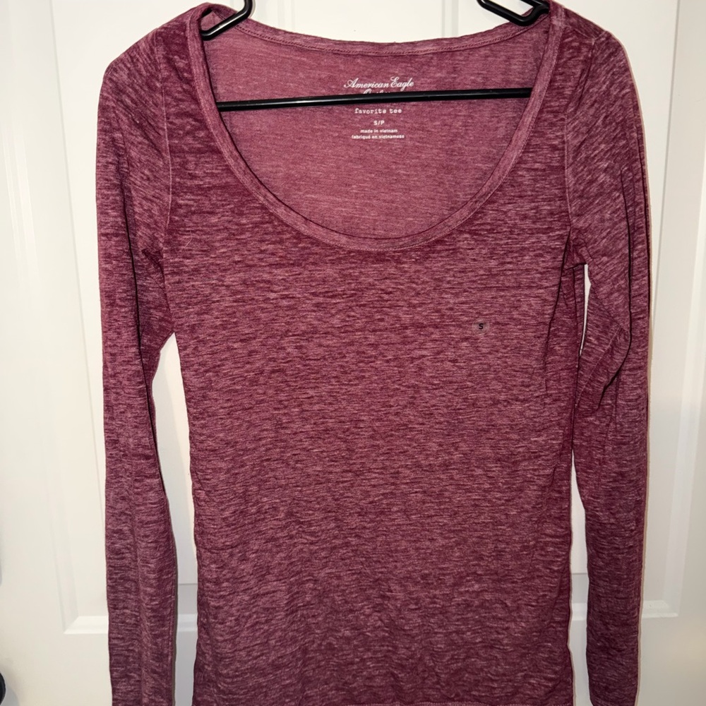 American Eagle Outfitters Women's Burgundy Long Sleeve Tee